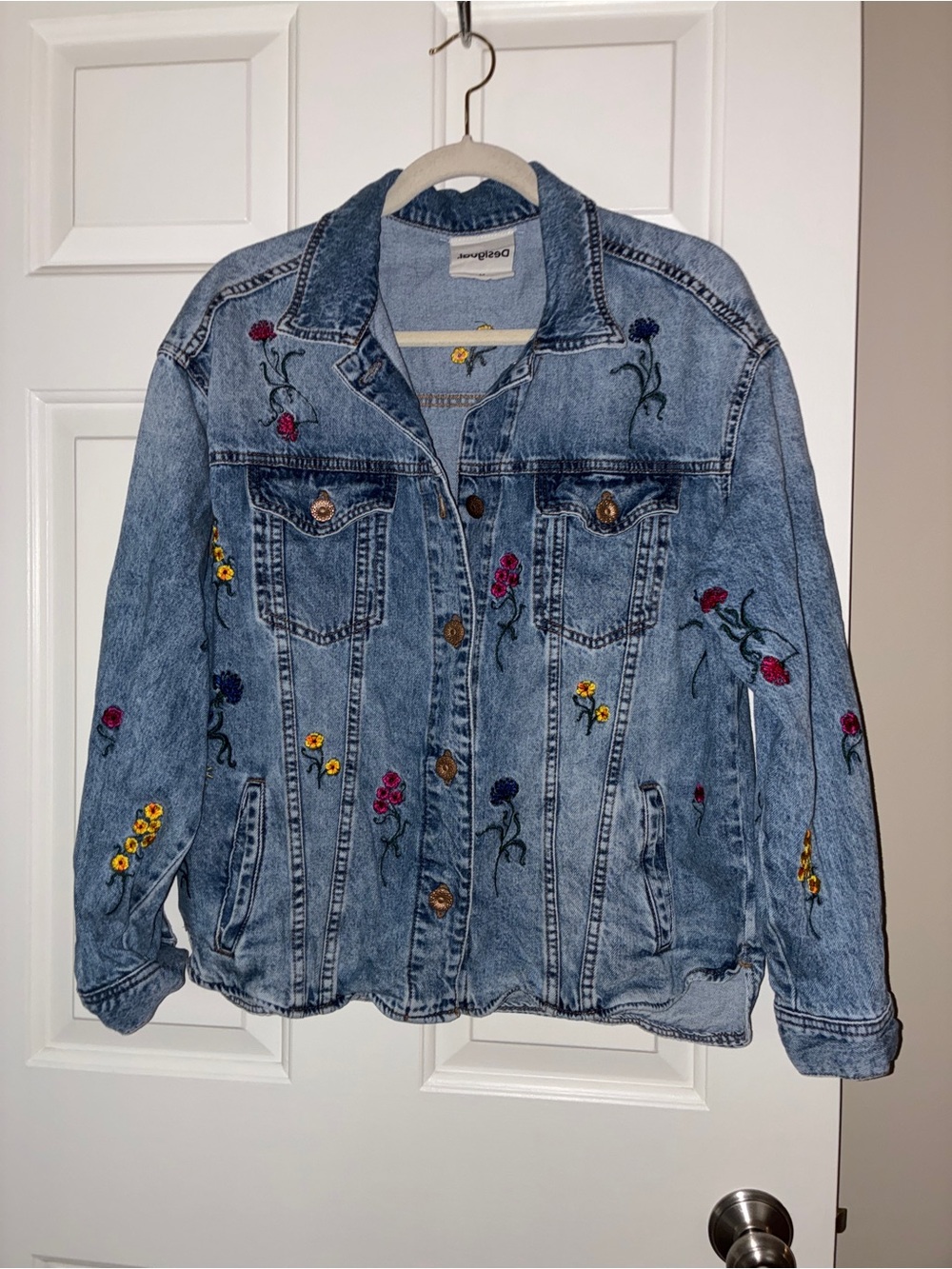 Desigual Embroidered Denim Trucker Jacket Sz M - Picture 13 of 14